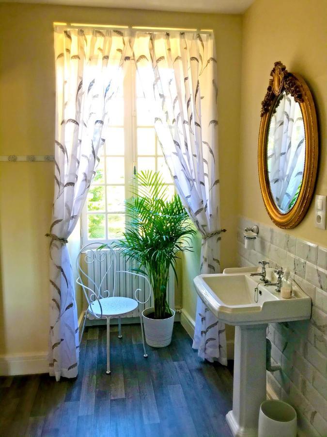 Logis De Tirac Bed & Breakfast Lorignac Екстериор снимка