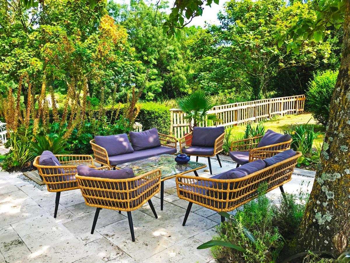 Logis De Tirac Bed & Breakfast Lorignac Екстериор снимка