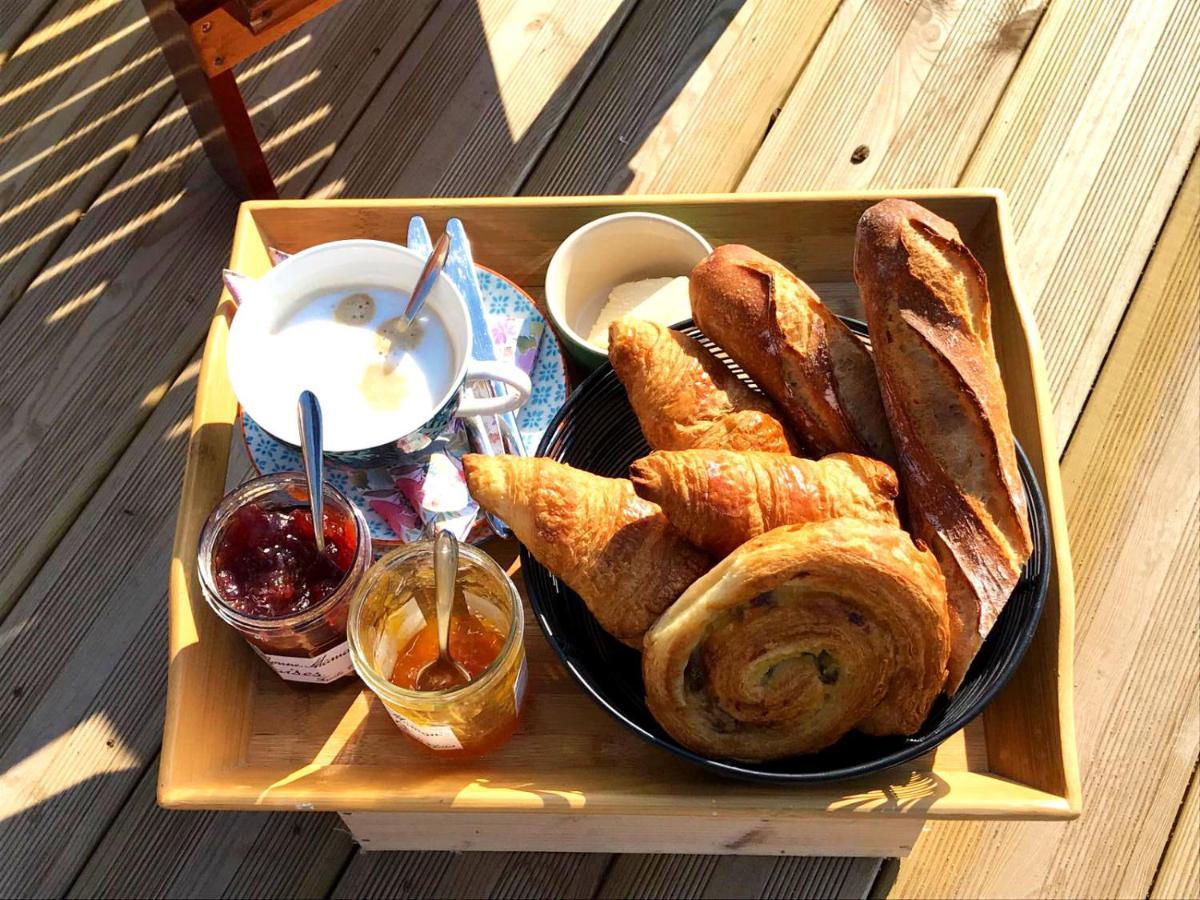 Logis De Tirac Bed & Breakfast Lorignac Екстериор снимка
