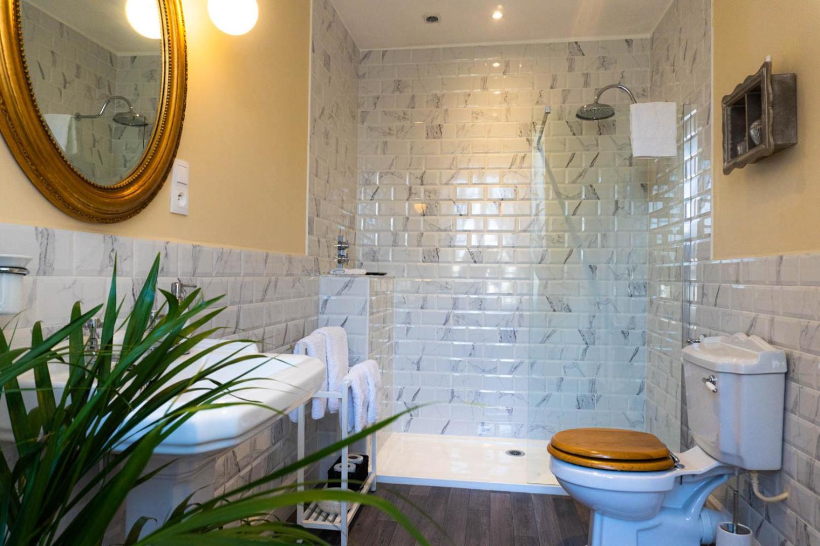 Logis De Tirac Bed & Breakfast Lorignac Екстериор снимка